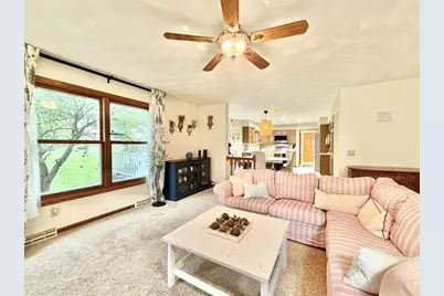 711 E Azalea Terrace, Beloit, WI 53511 - Photo 17