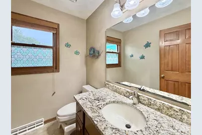 711 E Azalea Terrace, Beloit, WI 53511 - Photo 23