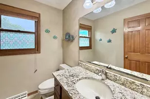 711 E Azalea Terrace, Beloit, WI 53511 - Photo 23