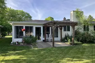 809 North St, Beaver Dam, WI 53916 - Photo 3