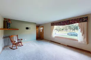 809 North St, Beaver Dam, WI 53916 - Photo 17