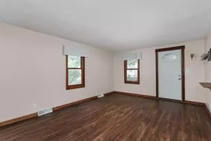 617 John Adams St, Sauk City, WI 53583 - Photo 5