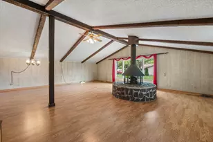 2305 Patricia Ln, Waukesha, WI 53188 - Photo 13