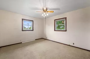 2305 Patricia Ln, Waukesha, WI 53188 - Photo 25