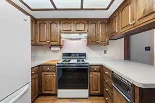 2305 Patricia Ln, Waukesha, WI 53188 - Photo 19