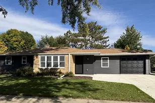 828 N Harmony Dr, Janesville, WI 53545 - Photo 1