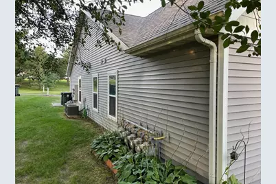 211 S Musket Ridge Drive #211, Sun Prairie, WI 53590 - Photo 3