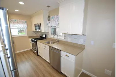 465 Raintree Drive, Fort Atkinson, WI 53538 - Photo 19