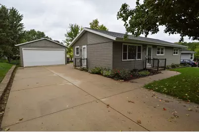 465 Raintree Drive, Fort Atkinson, WI 53538 - Photo 3