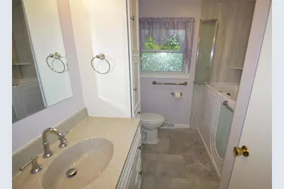 465 Raintree Drive, Fort Atkinson, WI 53538 - Photo 23