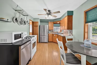 713 Powers Avenue, Madison, WI 53714 - Photo 3