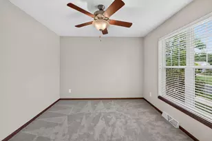 714 Color Peak Rd, Madison, WI 53593 - Photo 9