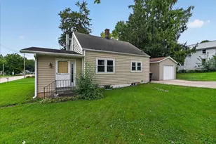 301 N Stevenson St, DeForest, WI 53598 - Photo 1