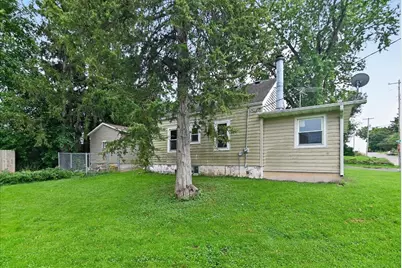 301 N Stevenson Street, DeForest, WI 53598 - Photo 5