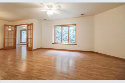 112 Oxford Lane, Cambridge, WI 53523 - Photo 3