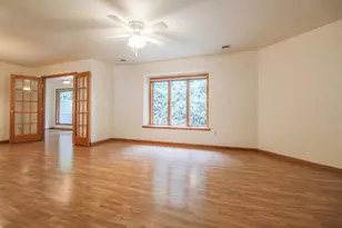 112 Oxford Ln, Cambridge, WI 53523 - Photo 3