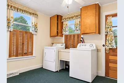900 W Dodgeville Street, Highland, WI 53543 - Photo 7