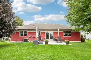 304 4th St, Brooklyn, WI 53521 - Photo 43