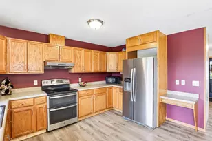 304 4th St, Brooklyn, WI 53521 - Photo 19