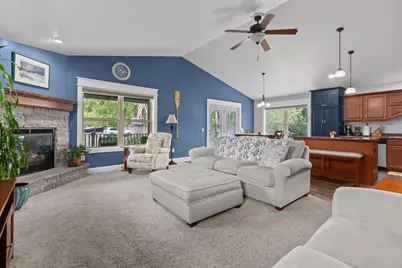 266 E Front Street, Marquette, WI 53947 - Photo 9