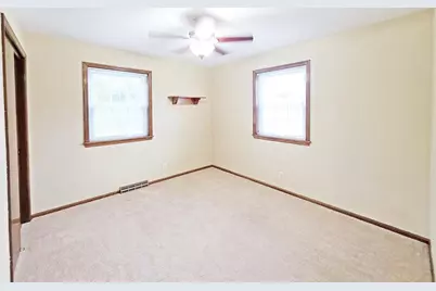 4211 Wilshire Lane, Janesville, WI 53546 - Photo 19