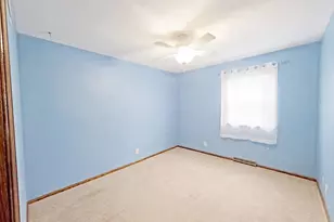 4211 Wilshire Ln, Janesville, WI 53546 - Photo 17