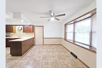 4211 Wilshire Lane, Janesville, WI 53546 - Photo 13