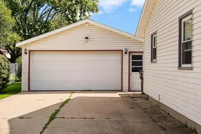 2439 Iva Court, Beloit, WI 53511 - Photo 23