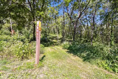 2855 Oakridge Bend, Janesville, WI 53548 - Photo 5