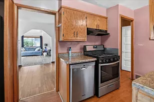 6023 Merrill St, Mcfarland, WI 53558 - Photo 13
