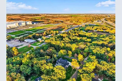 2652 Oak Crest Circle, Sun Prairie, WI 53590 - Photo 81
