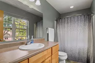 7015 Reston Heights Dr, Madison, WI 53718 - Photo 17