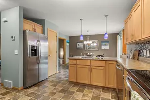 7015 Reston Heights Dr, Madison, WI 53718 - Photo 7