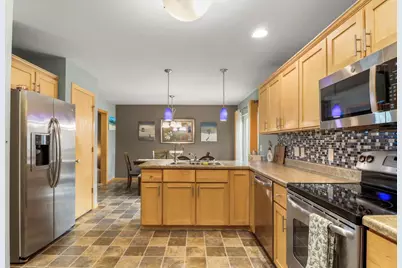 7015 Reston Heights Drive, Madison, WI 53718 - Photo 9