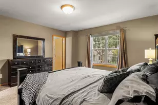 7015 Reston Heights Dr, Madison, WI 53718 - Photo 15