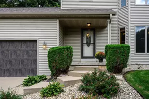 213 Yarrow Hill Dr, Cottage Grove, WI 53527 - Photo 5