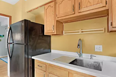 2817 Dahle Street, Madison, WI 53704 - Photo 9