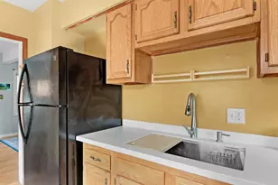 2817 Dahle St, Madison, WI 53704 - Photo 9
