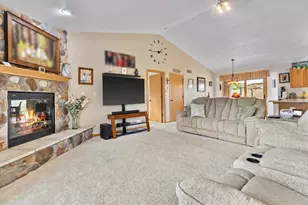 W4234 Spruce Dr, Watertown, WI 53094 - Photo 11