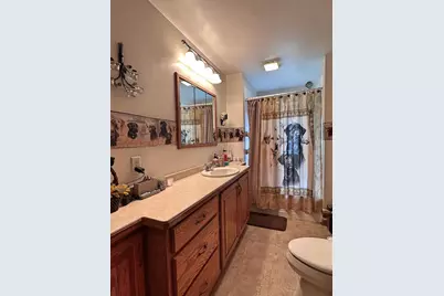 22 N Pine Street, Janesville, WI 53548 - Photo 17