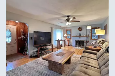 22 N Pine Street, Janesville, WI 53548 - Photo 3