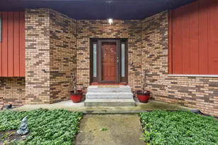8773 Airport Rd, Middleton, WI 53562 - Photo 5