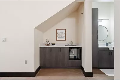210 S Hamilton Street, Madison, WI 53703 - Photo 11