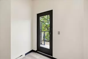 210 S Hamilton St, Madison, WI 53703 - Photo 57