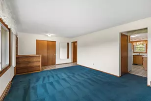 994 Tipperary Rd, Oregon, WI 53575 - Photo 5
