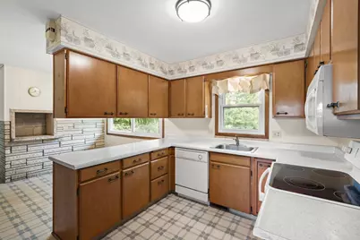 994 Tipperary Road, Oregon, WI 53575 - Photo 9