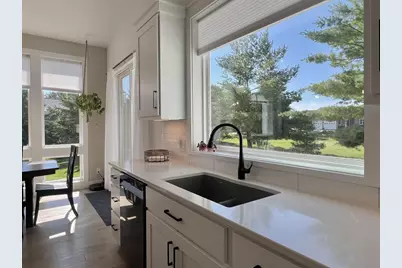 6624 Covered Bridge Trail, Sun Prairie, WI 53590 - Photo 27