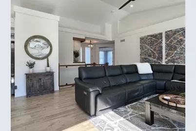 6624 Covered Bridge Trail, Sun Prairie, WI 53590 - Photo 7