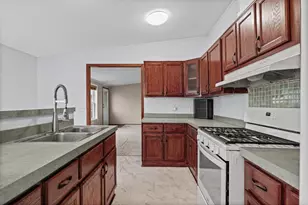 1025 S Oak Ave, Onalaska, WI 54650 - Photo 13