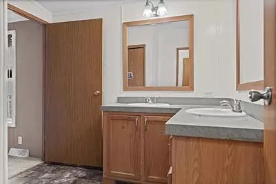 1025 S Oak Avenue #C21, Onalaska, WI 54650 - Photo 21